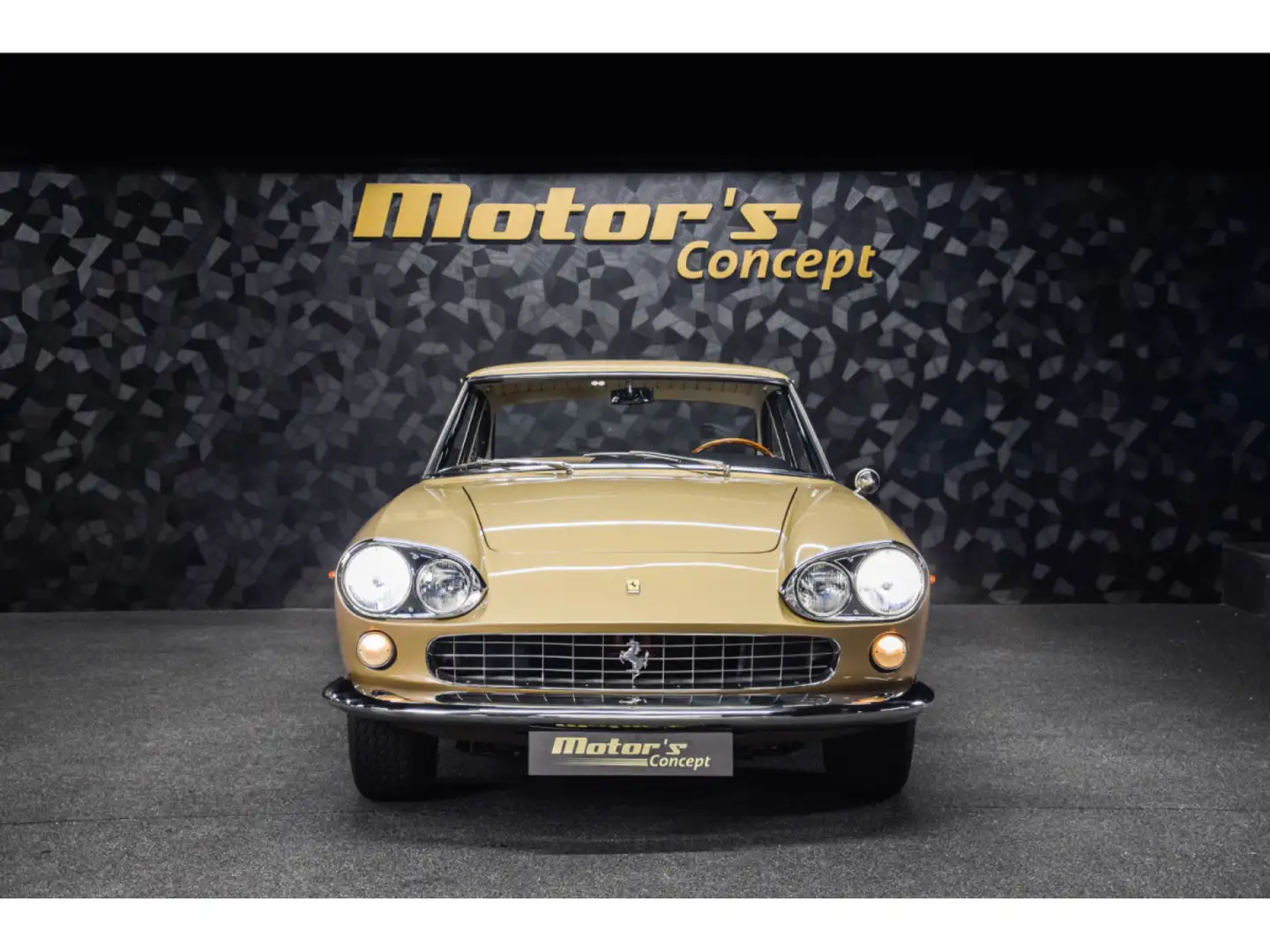 Ferrari 330 GT 2+2 - "FERRARI CLASSICHE" Gold - 2