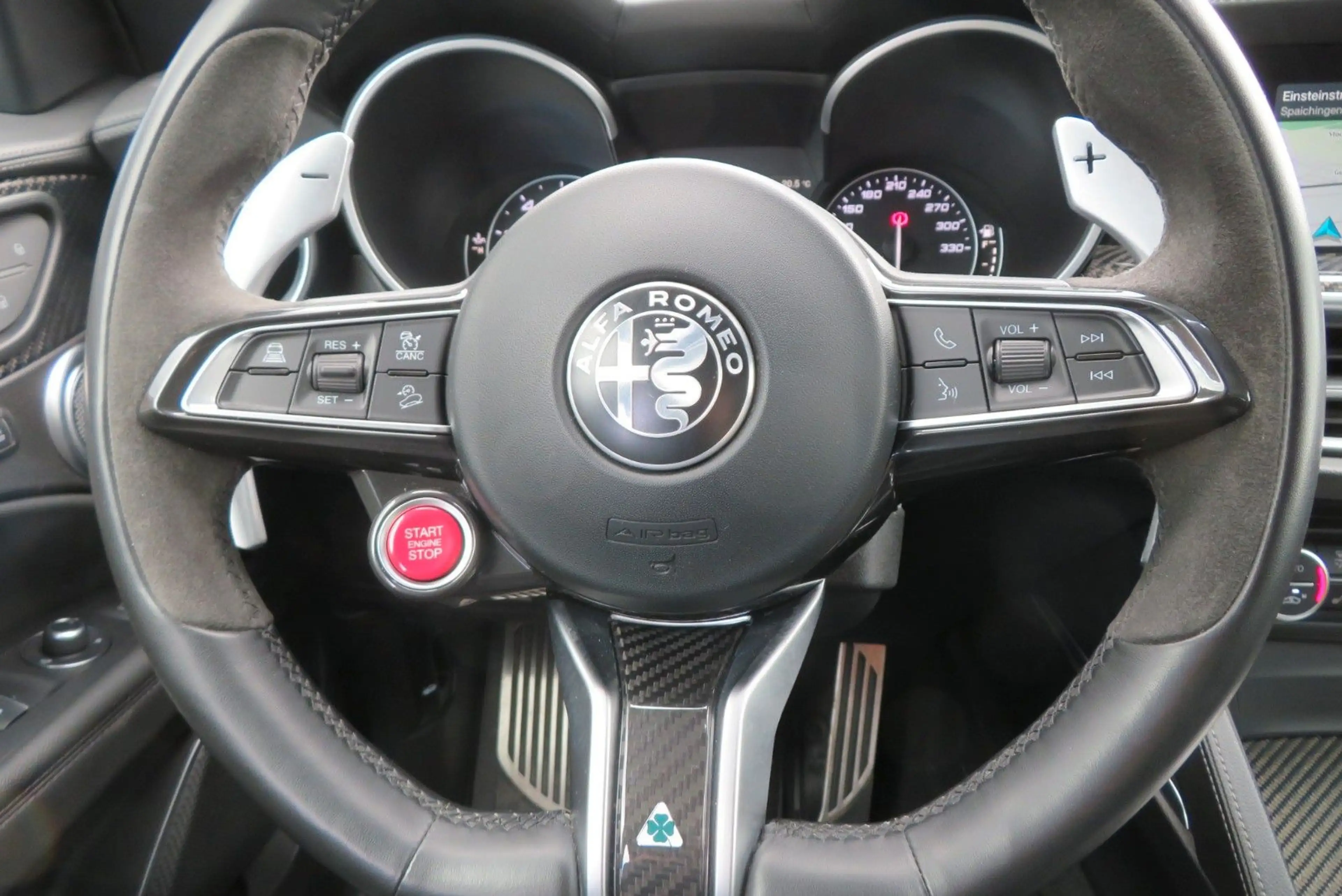Alfa Romeo Stelvio Quadrifoglio Q4 2.9 Bi-Turbo 510PS — photo 10