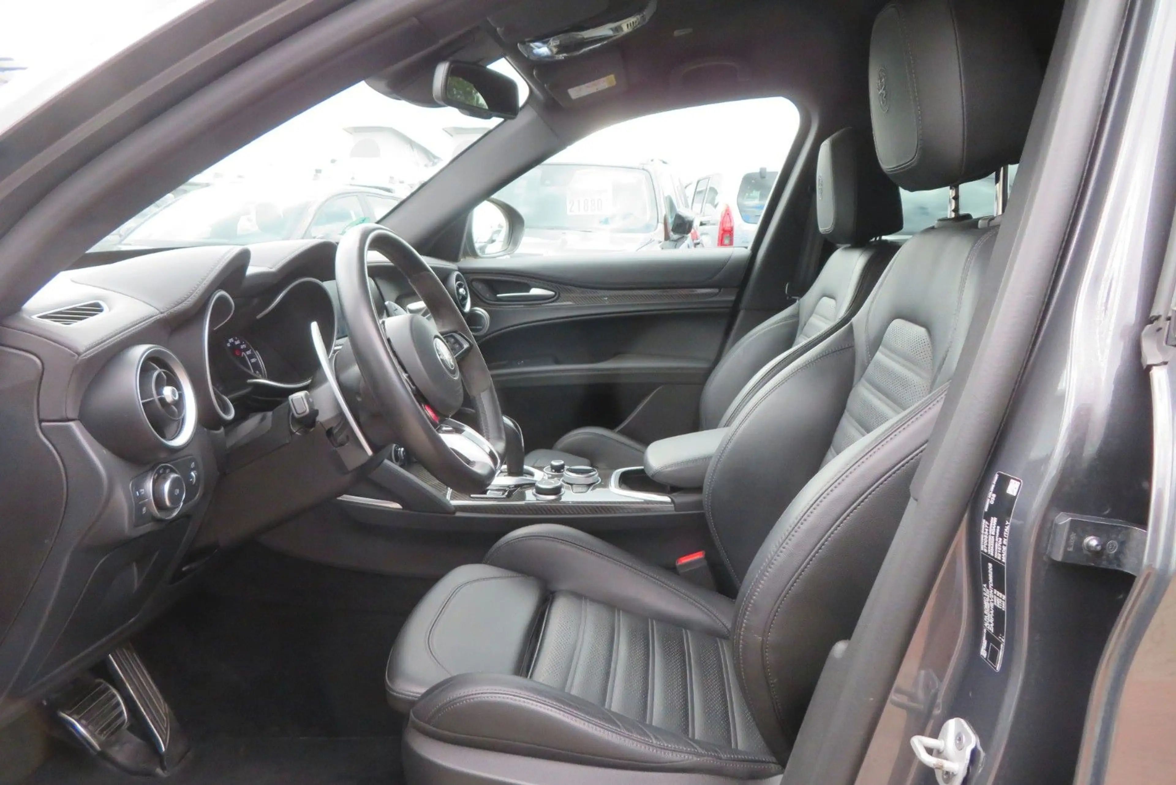 Alfa Romeo Stelvio Quadrifoglio Q4 2.9 Bi-Turbo 510PS — photo 8