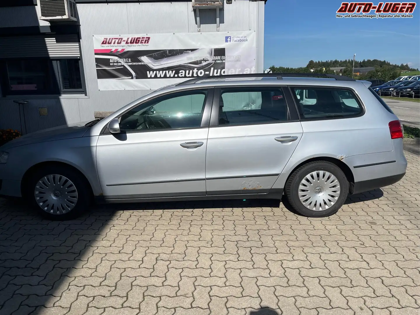 Volkswagen Passat Variant Trendline 2,0 TDI Pickerl bis 06.2026 +4 Monate... Silber - 2