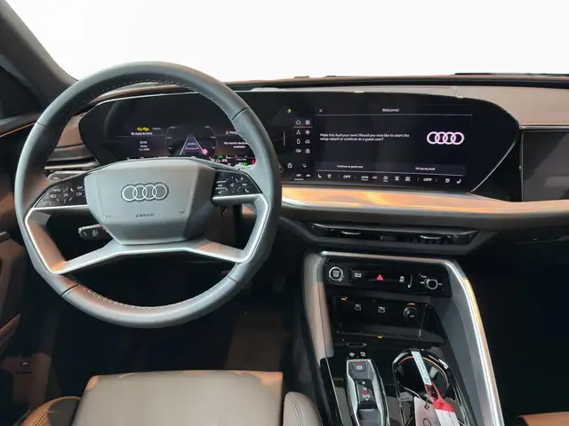 Audi Q5 view 6