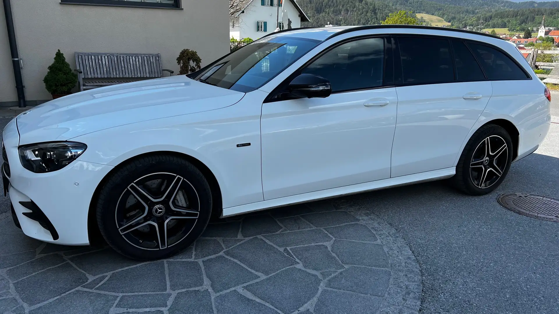 Mercedes-Benz E 300 E 300 de PHEV T 4Matic Aut. Weiß - 2