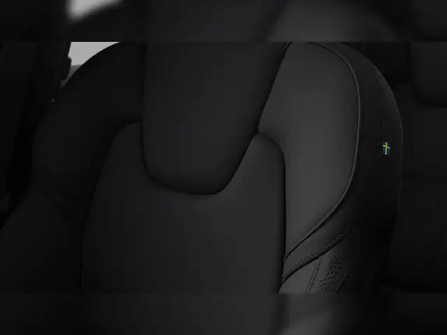 Volvo XC60 T6 Plus Dark 4LIFE | Auto Stahl Wien 23 Ansicht 12