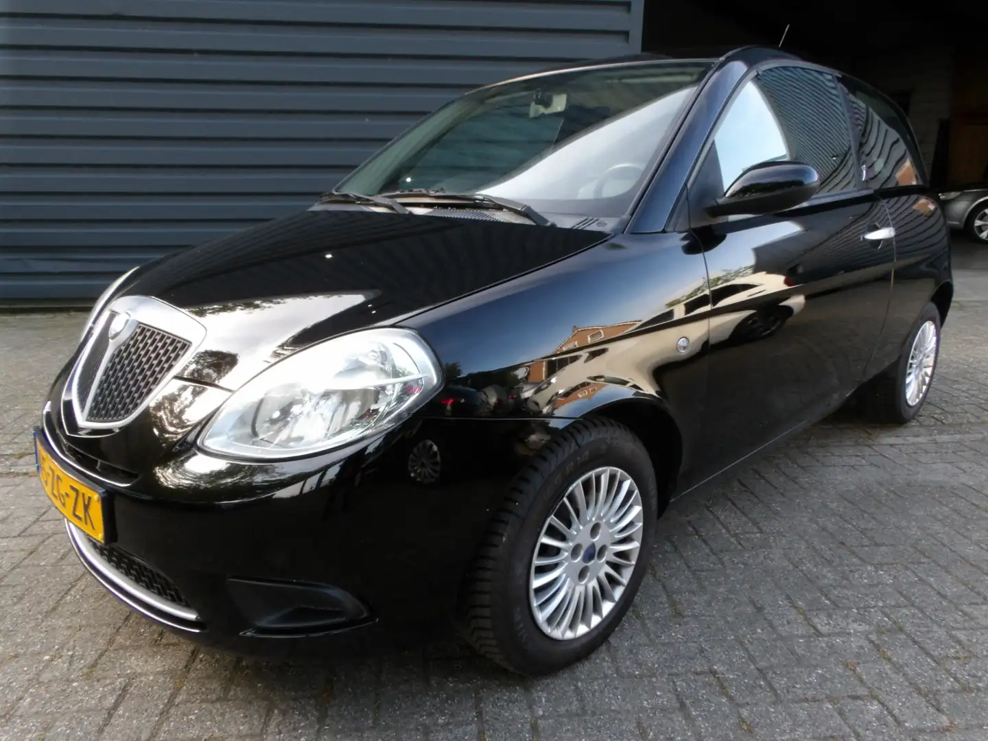 Lancia Ypsilon 1.2 Argento Airco Centraal crna - 1