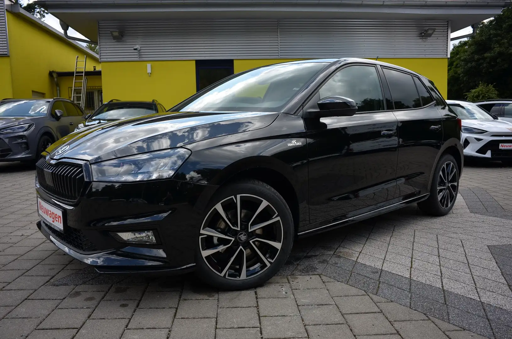 Skoda Fabia 1.5 TSI DSG Monte Carlo 5JG+CAM+17"+SHZ Zwart - 1