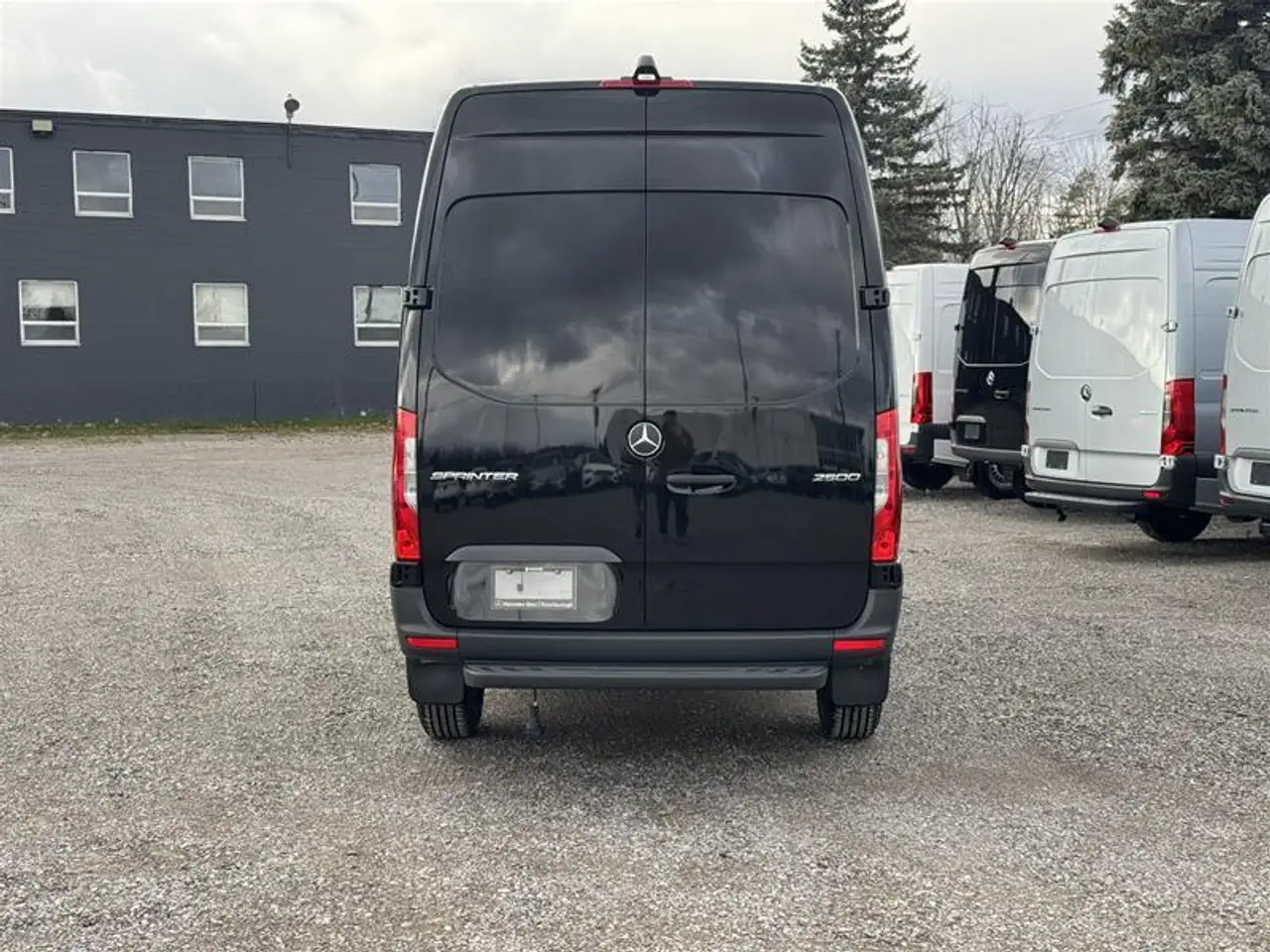 Mercedes-Benz Sprinter снимка Mercedes-Benz Sprinter