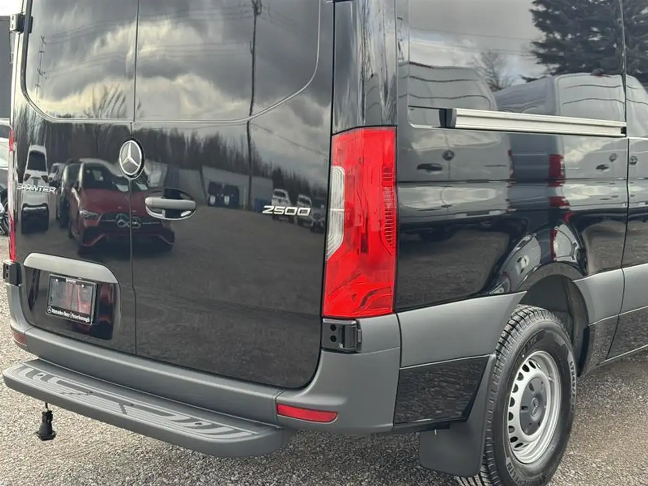 Mercedes-Benz Sprinter снимка Mercedes-Benz Sprinter