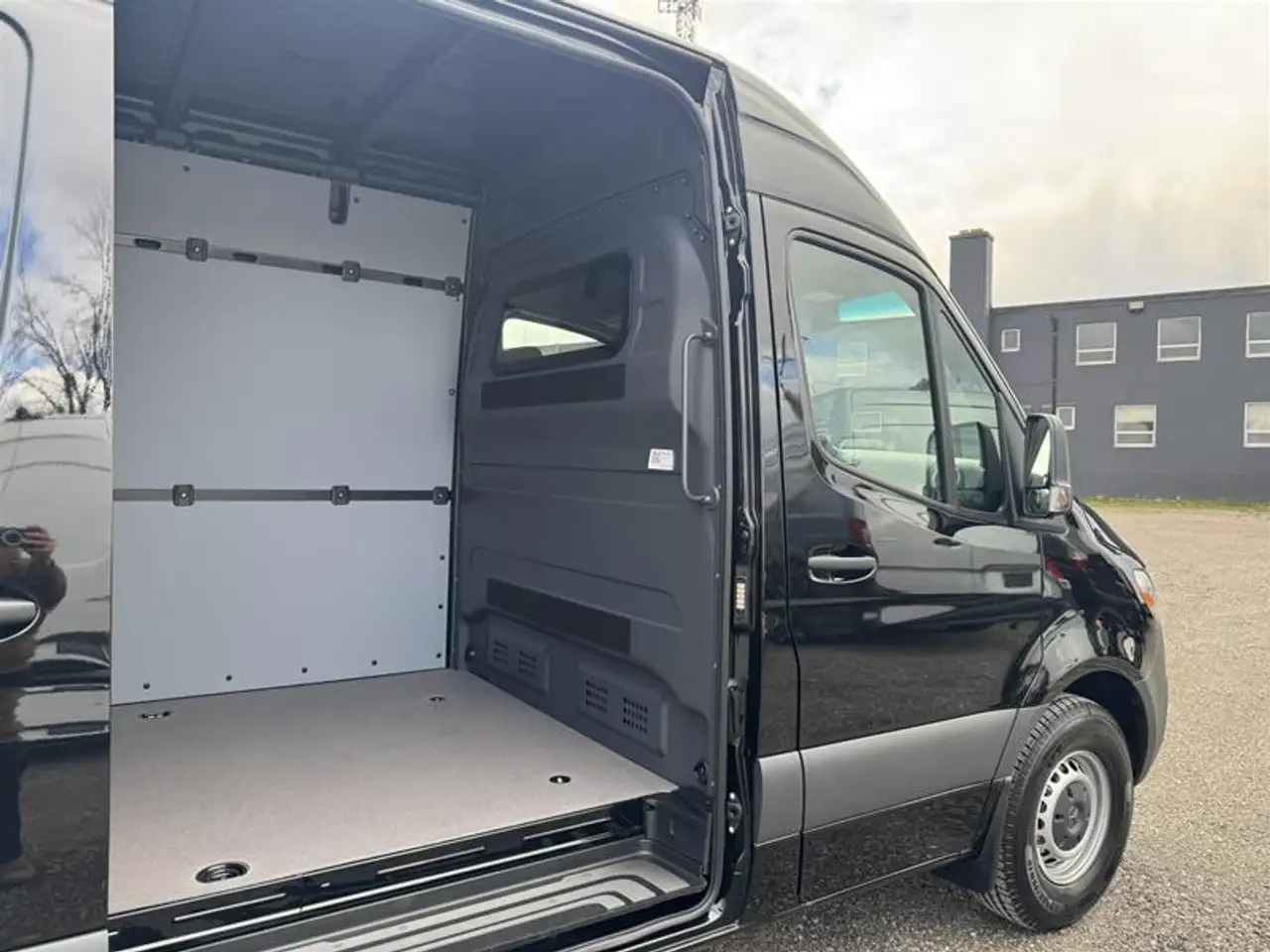 Mercedes-Benz Sprinter снимка Mercedes-Benz Sprinter