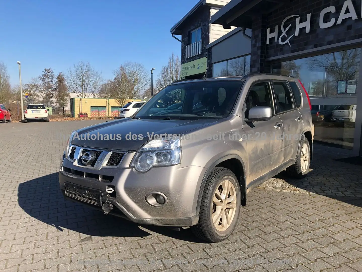 Nissan X-Trail 2.0 dci SE 4X4 Motorschaden Grey - 1
