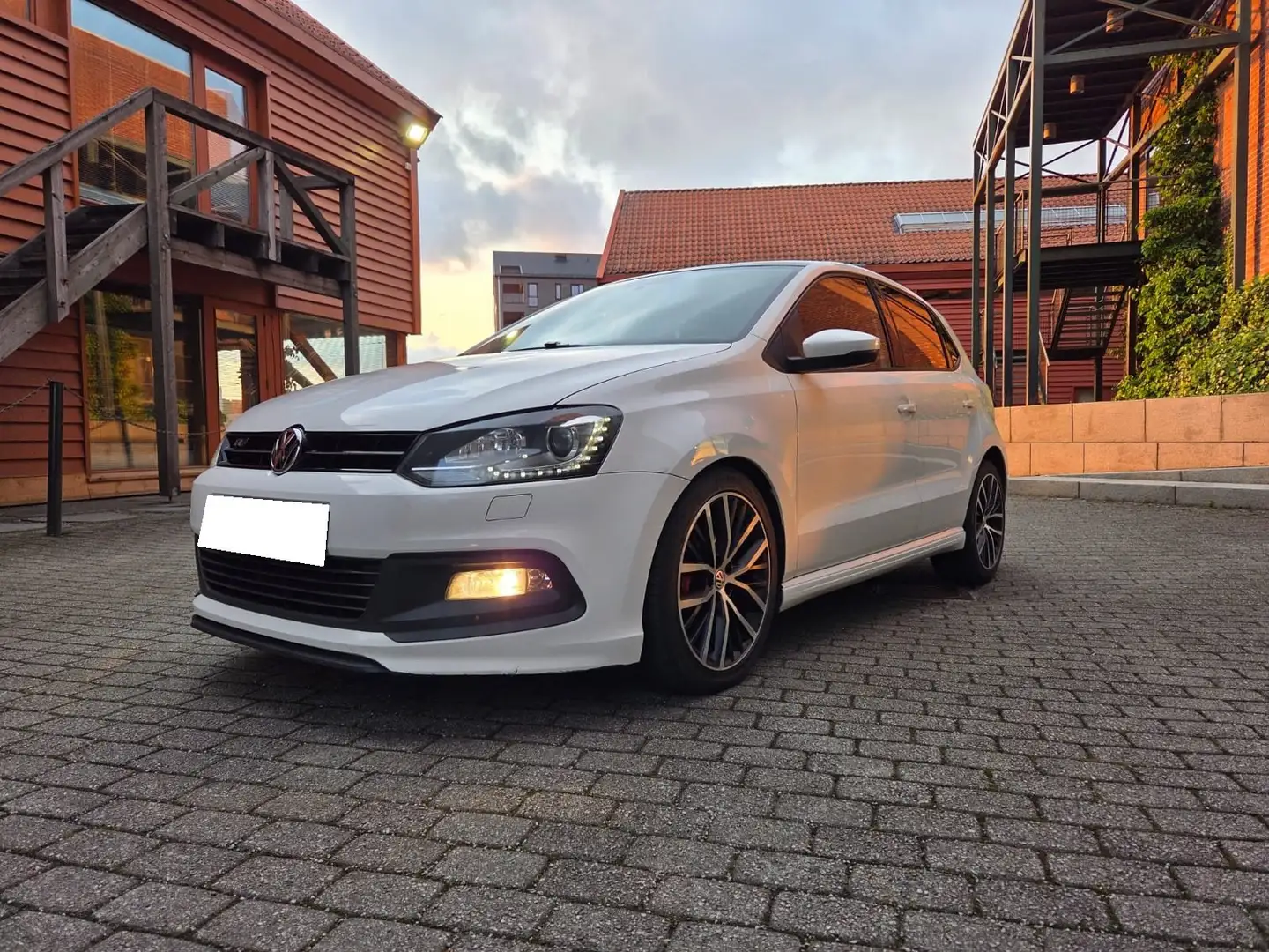 Volkswagen Polo Polo 1.2 TSI Exclusive R Blanc - 1