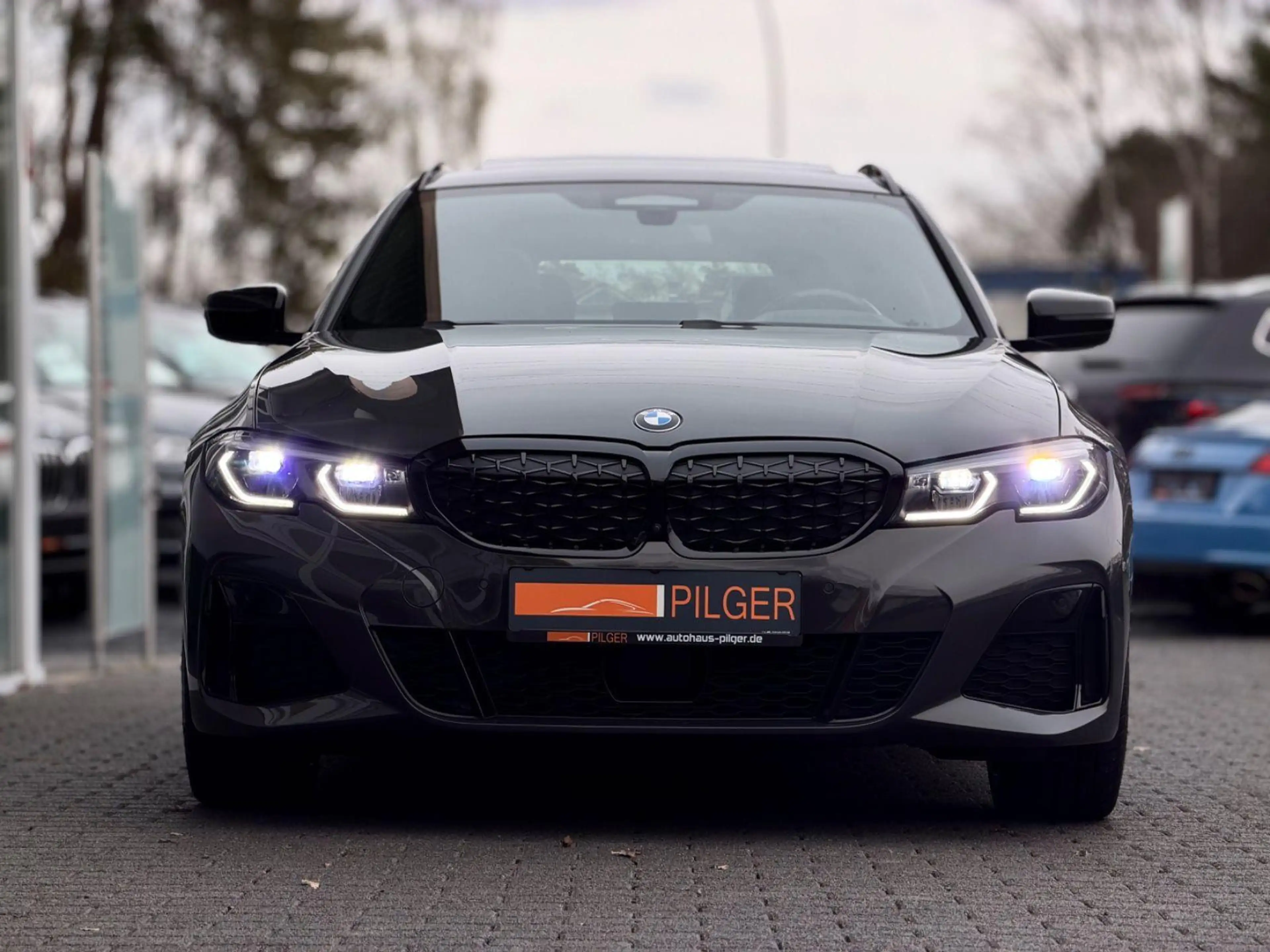 BMW 340 xDrive Individual*360*Laser*H/K*Ahk*Pano — photo 8
