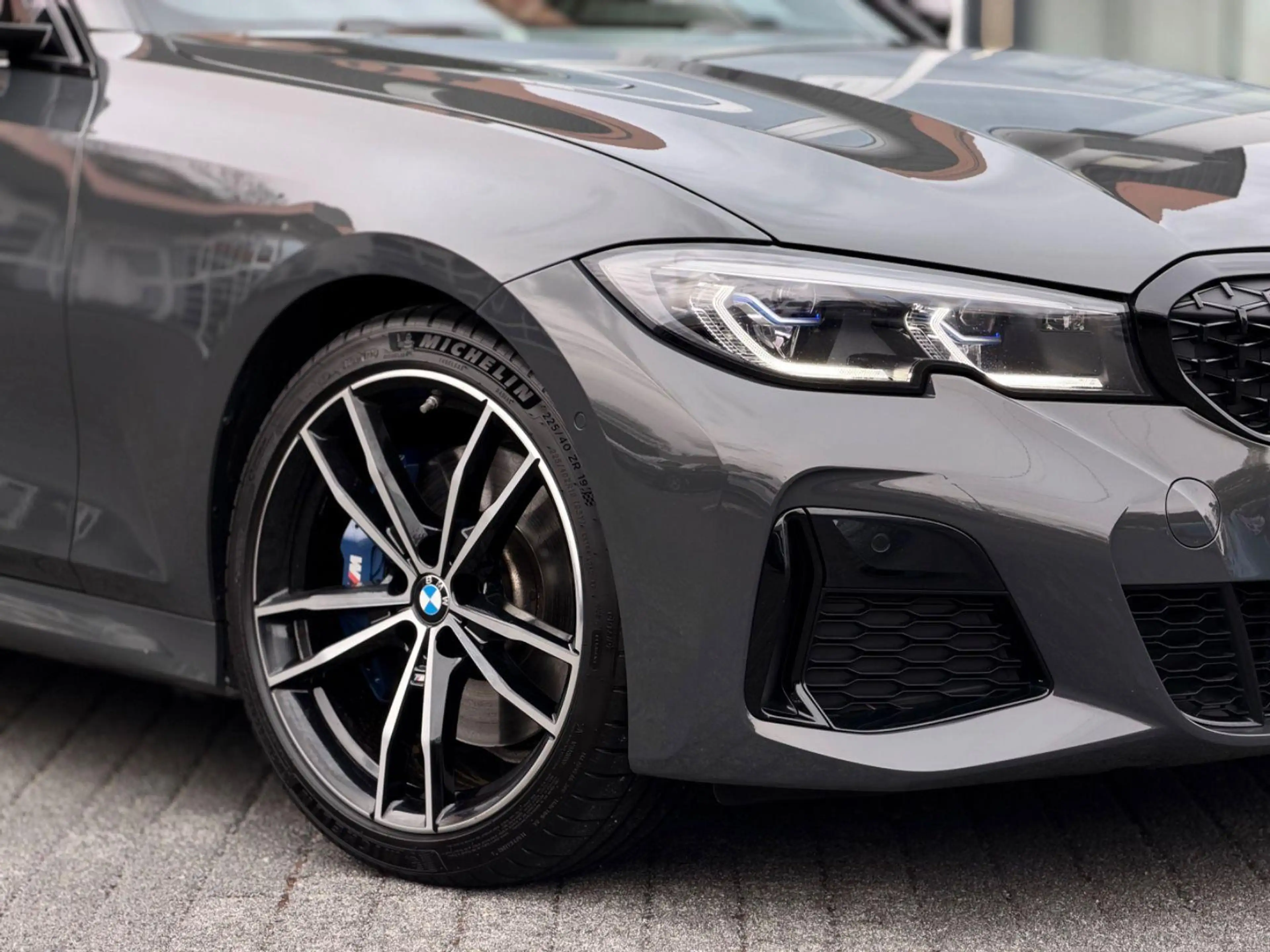 BMW 340 xDrive Individual*360*Laser*H/K*Ahk*Pano — photo 2