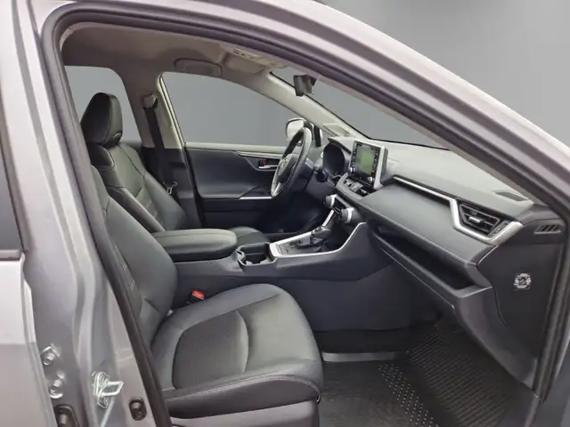 Toyota Rav4 view 12
