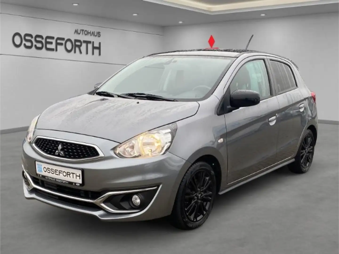 Mitsubishi Space Star Diamant Edition+ 1.2 80PS MT NAVI+SHZ Grau - 1