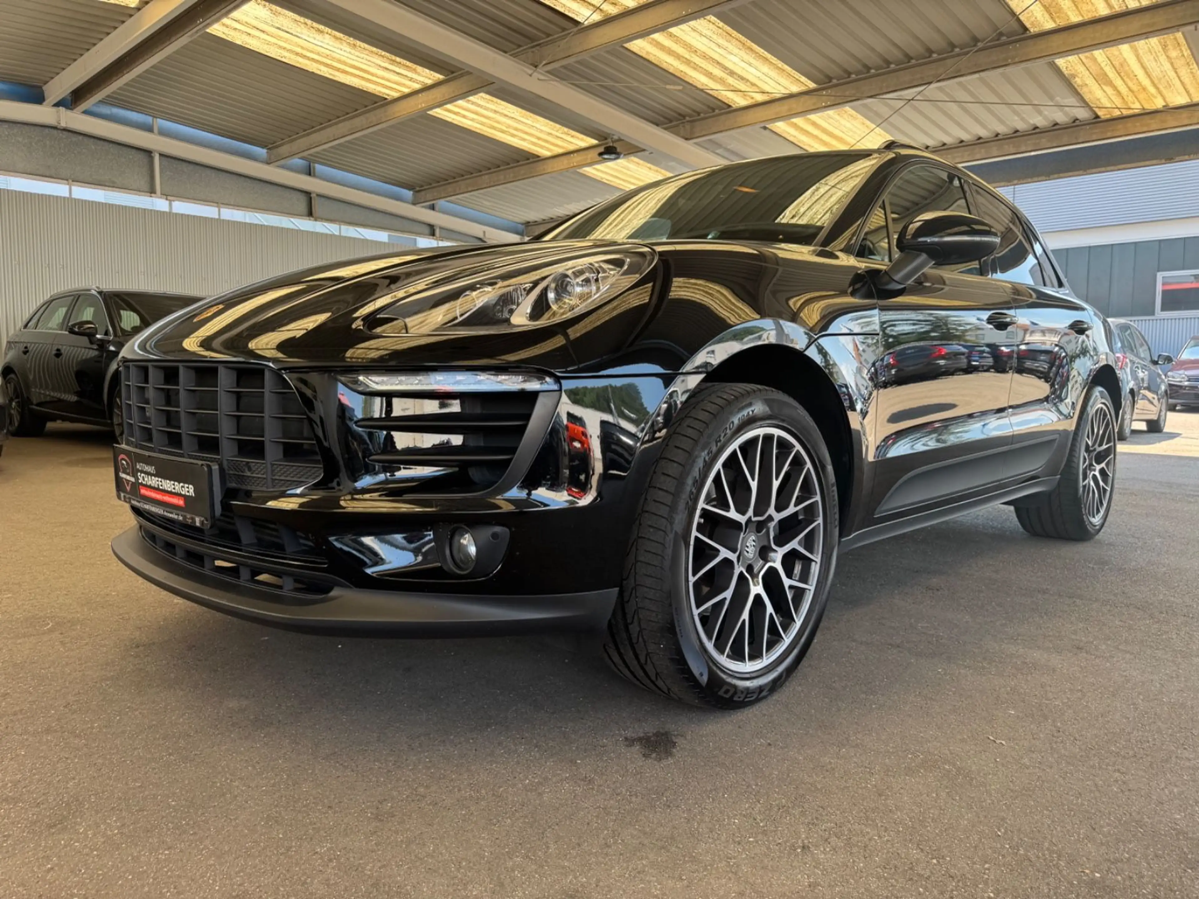 Porsche Macan *Approved+Kamera+Luft+AHK+4x Sitz.Hz+Pano — photo 2