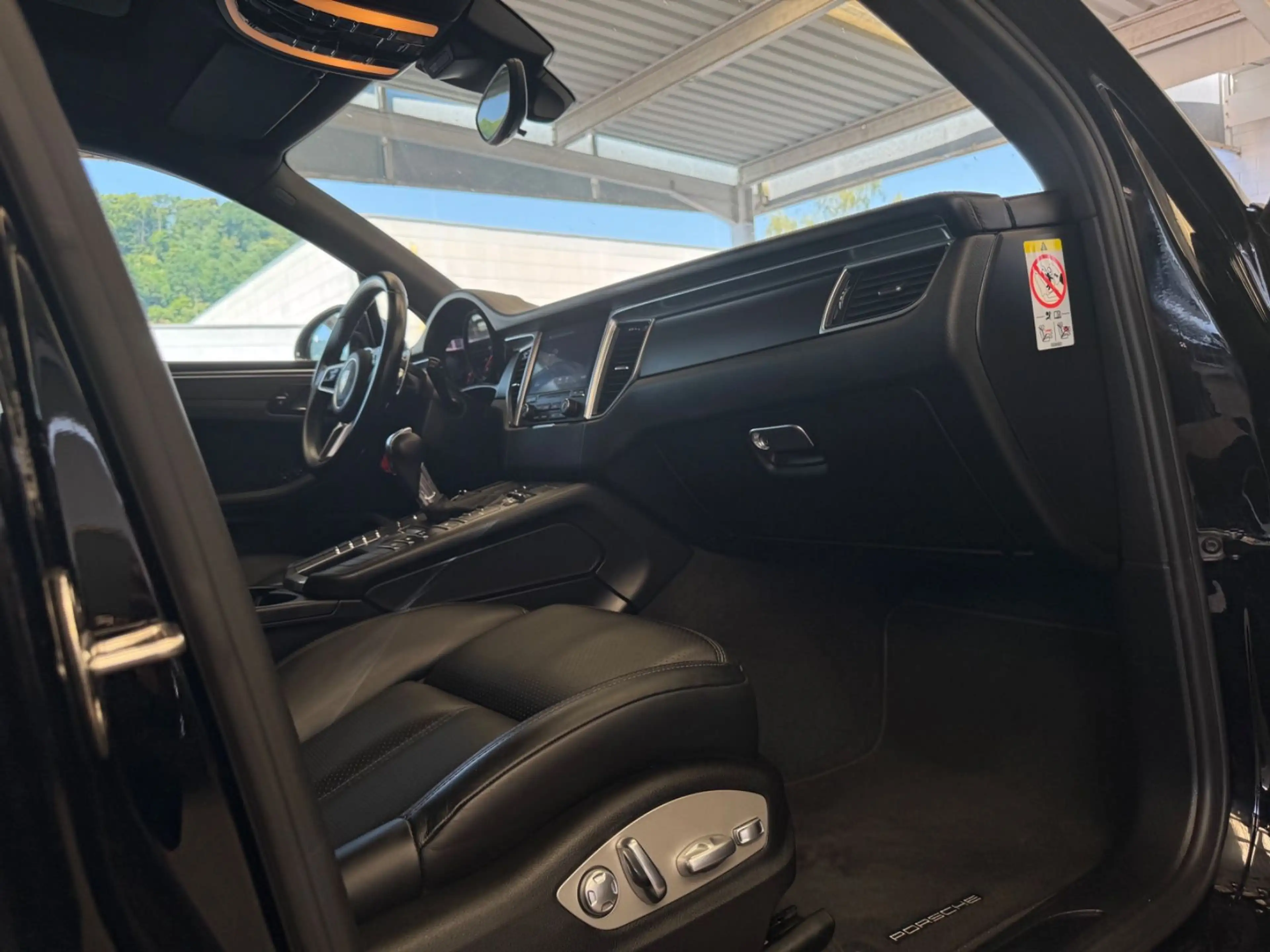 Porsche Macan *Approved+Kamera+Luft+AHK+4x Sitz.Hz+Pano — photo 7