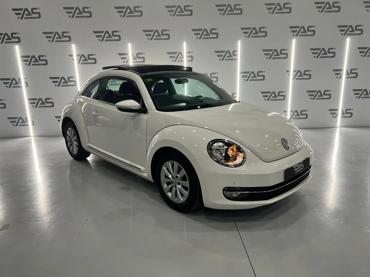 Volkswagen Beetle 1.6 TDI 105cv manía Blanco - 2