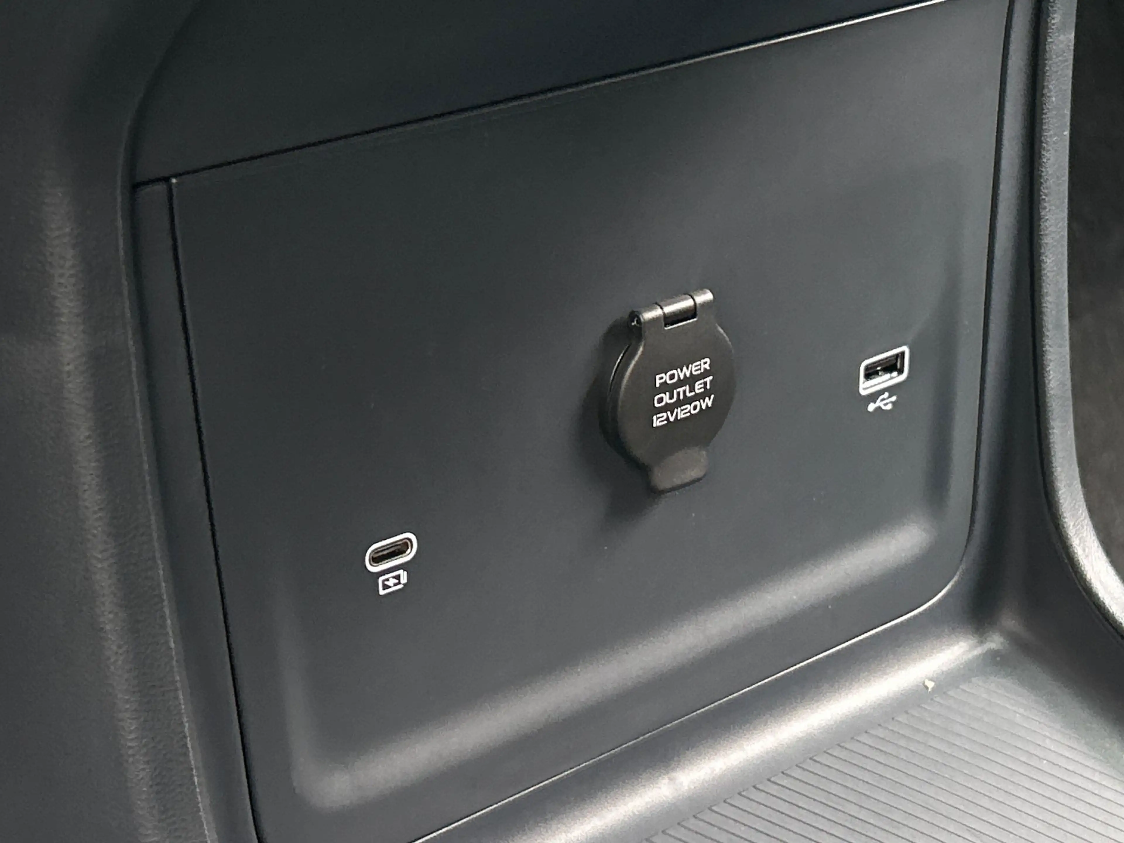 Geely Starray EM-i 1.5 Pro | 286 PK | Direct Leverbaar | 83KM Elektri — photo 35