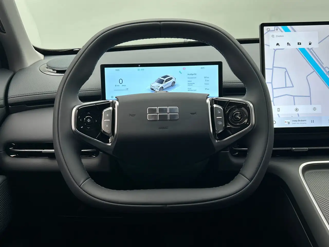 Geely Starray EM-i 2026 — фото 14