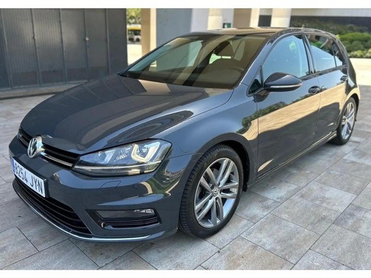 Volkswagen Golf 1.5 TSI Evo Sport DSG7 110kW Gris - 2
