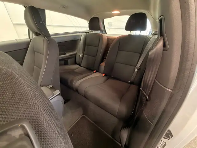 Volvo C30 view 9