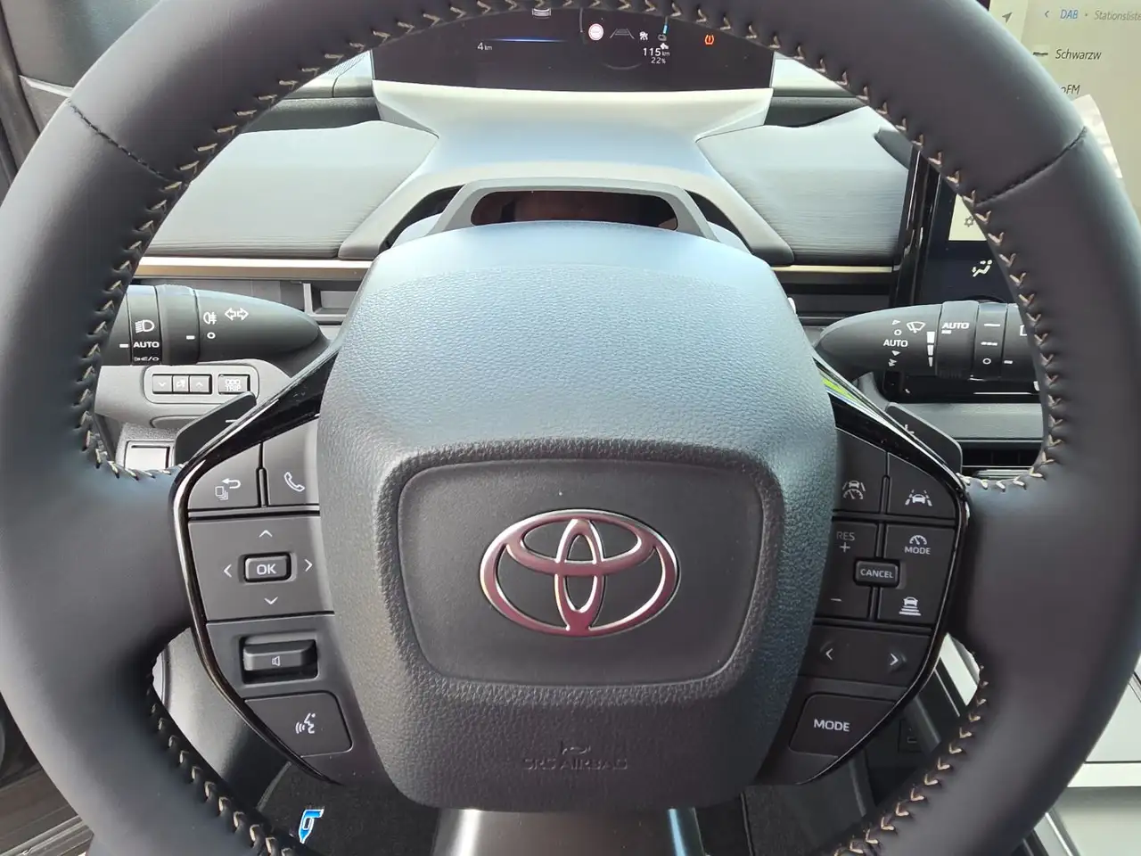 Toyota bZ4X Touring 165KW Teamplayer FWD 13