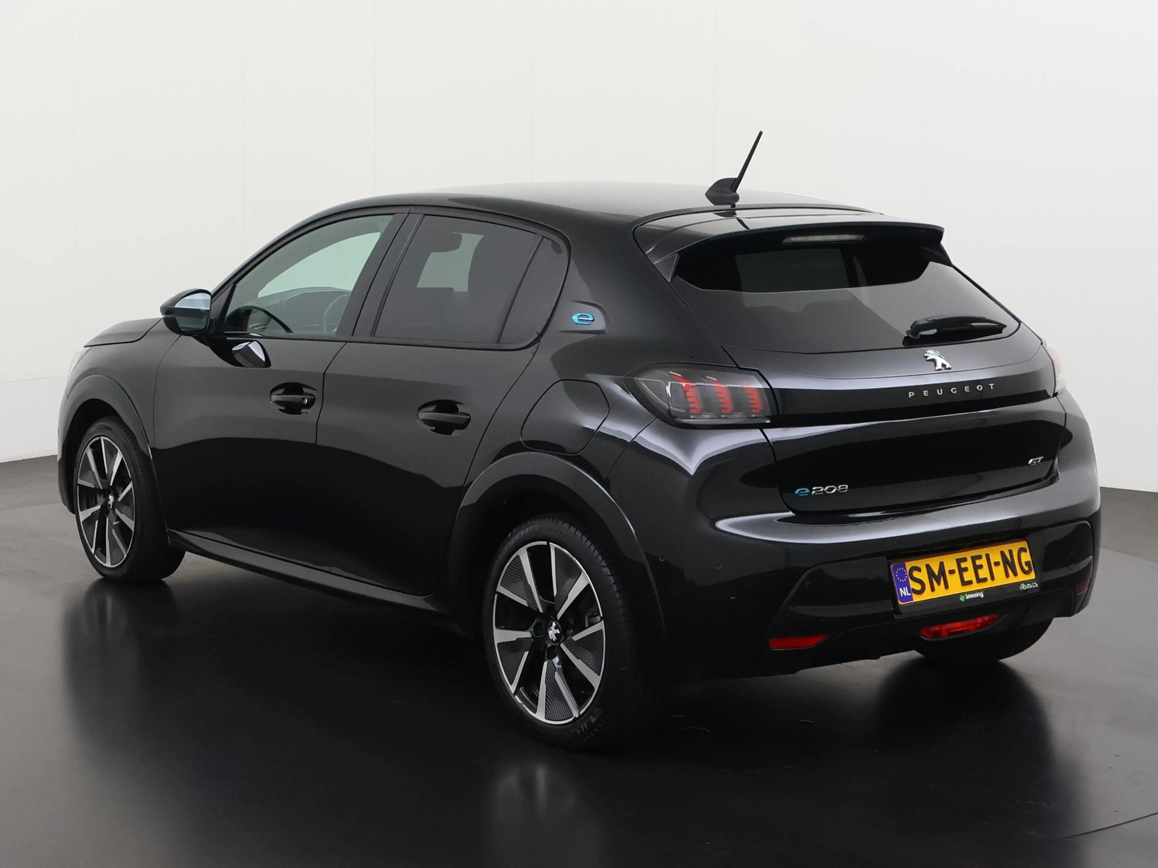 Peugeot e-208 EV GT Pack 50 kWh | SOH 99% | 3 Fase | Zondag Open — photo 7