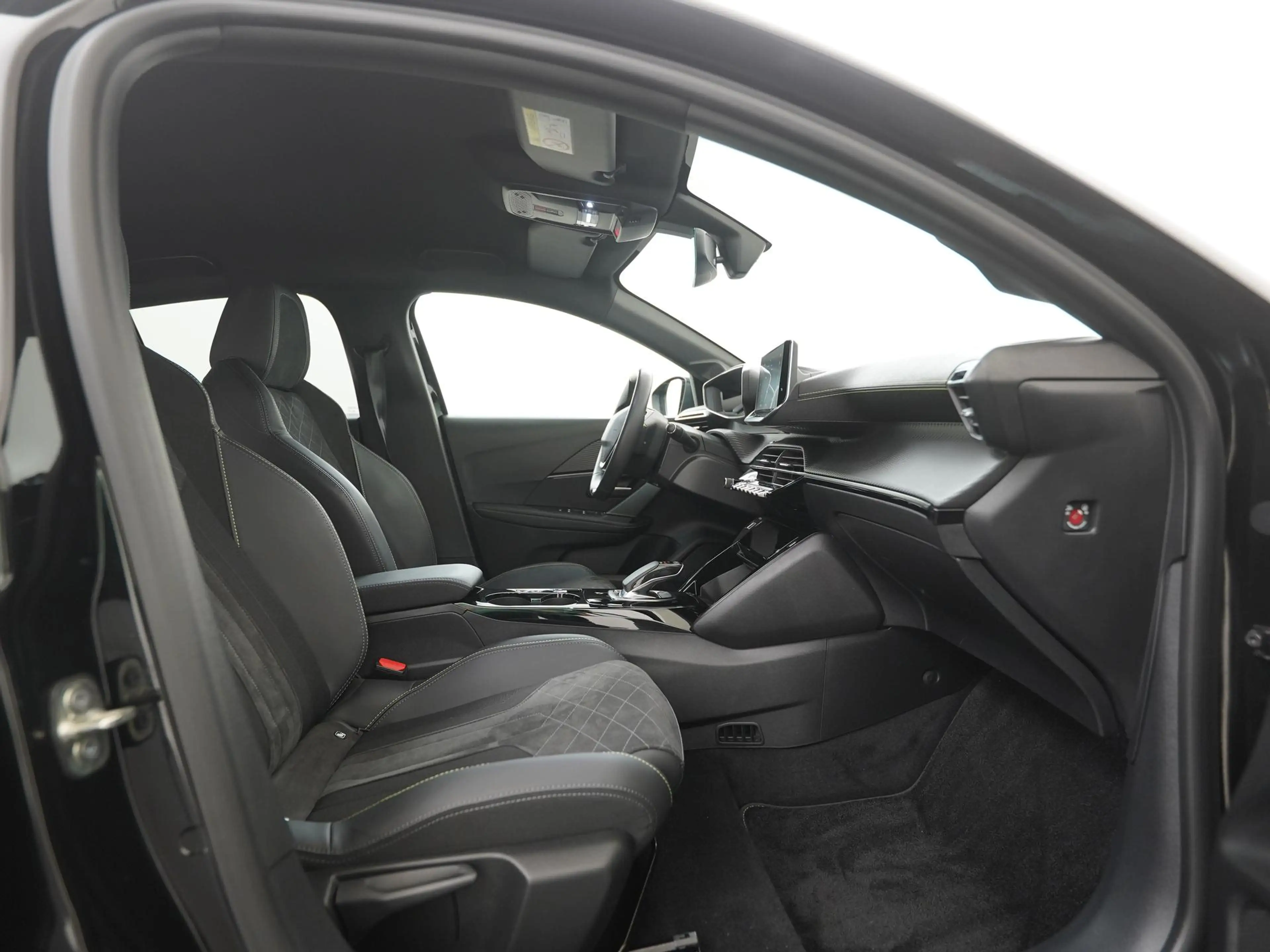 Peugeot e-208 EV GT Pack 50 kWh | SOH 99% | 3 Fase | Zondag Open — photo 3
