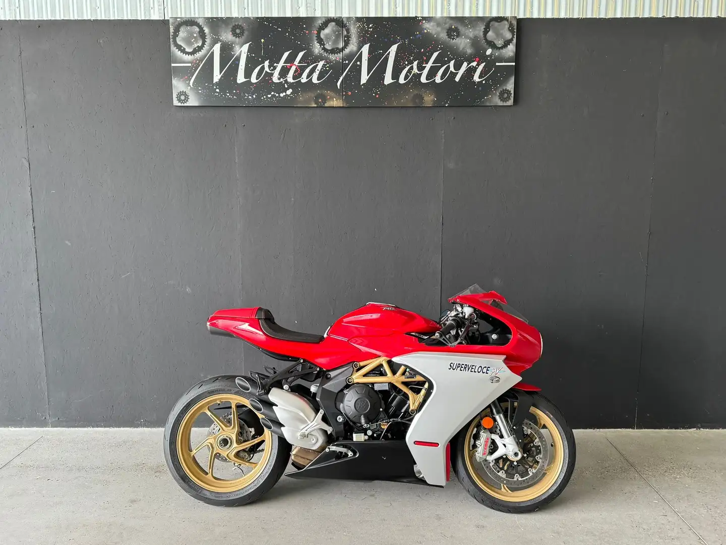 MV Agusta Superveloce 800 Rosso - 1