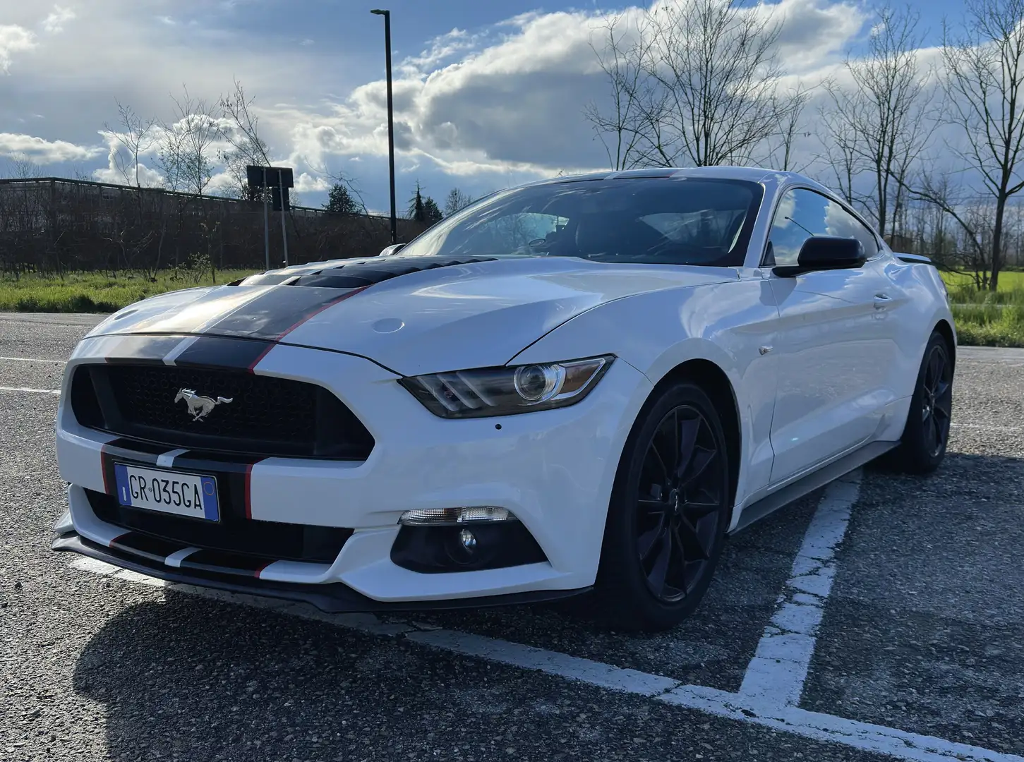 Ford Mustang 3.7 V6 Wit - 2