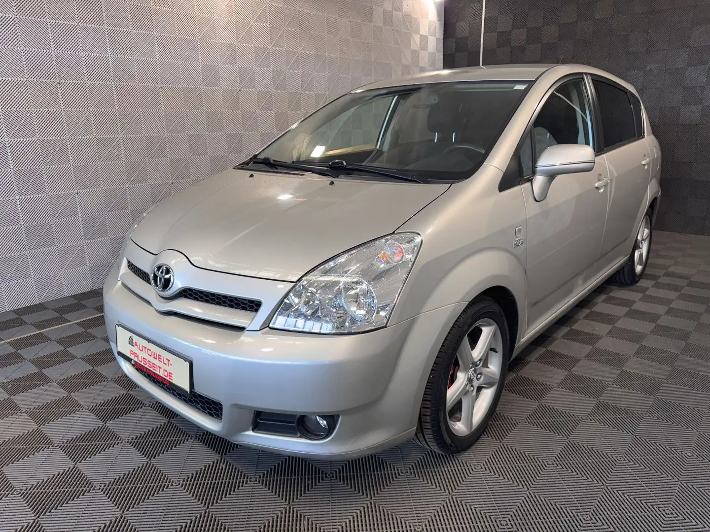 Toyota Corolla Verso 2.2 D-CAT*7.SITZER*TEMP-KLIMA.A-LM Silber - 2