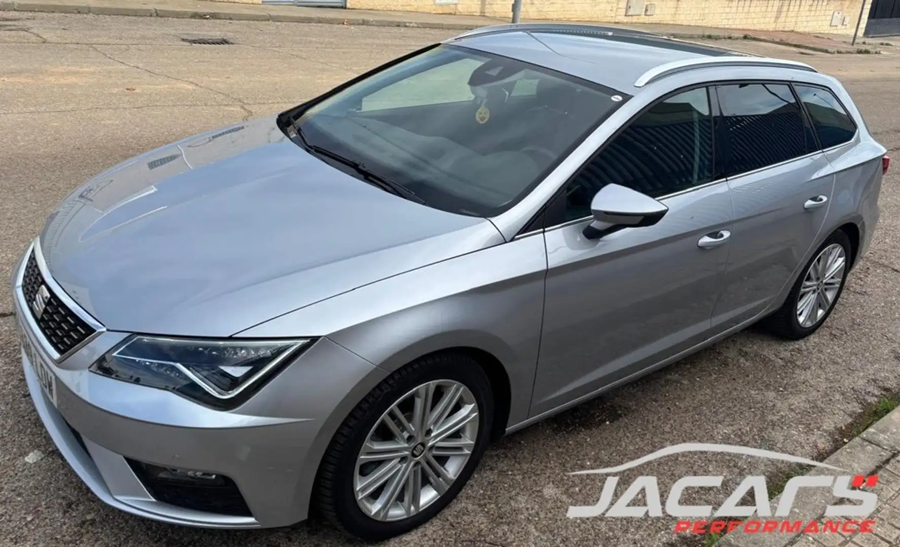 SEAT Leon ST 1.5 EcoTSI 110kW DSG S&S Xcel Ed Plus Grijs - 1