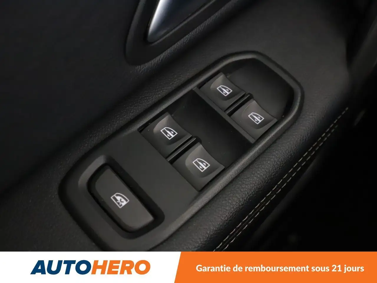 Dacia Duster — photo 34