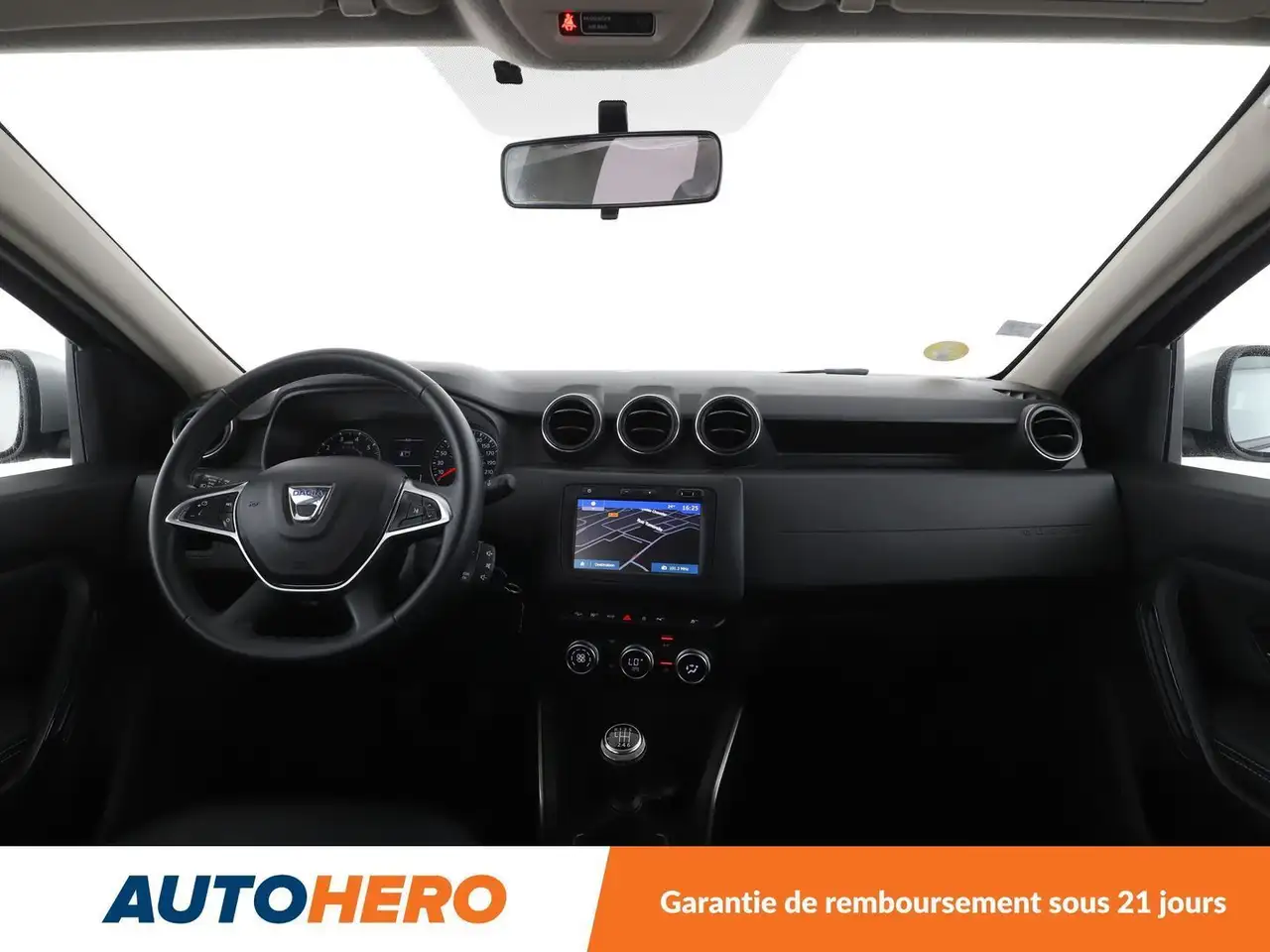 Dacia Duster — photo 12