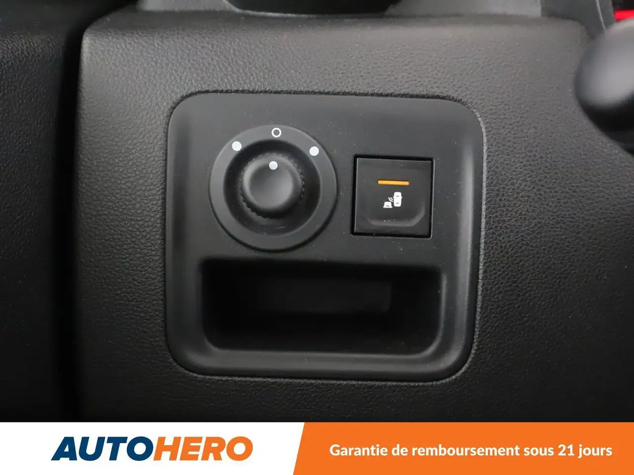 Dacia Duster — photo 33
