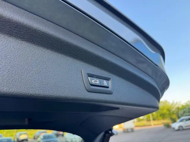 BMW X2 view 26