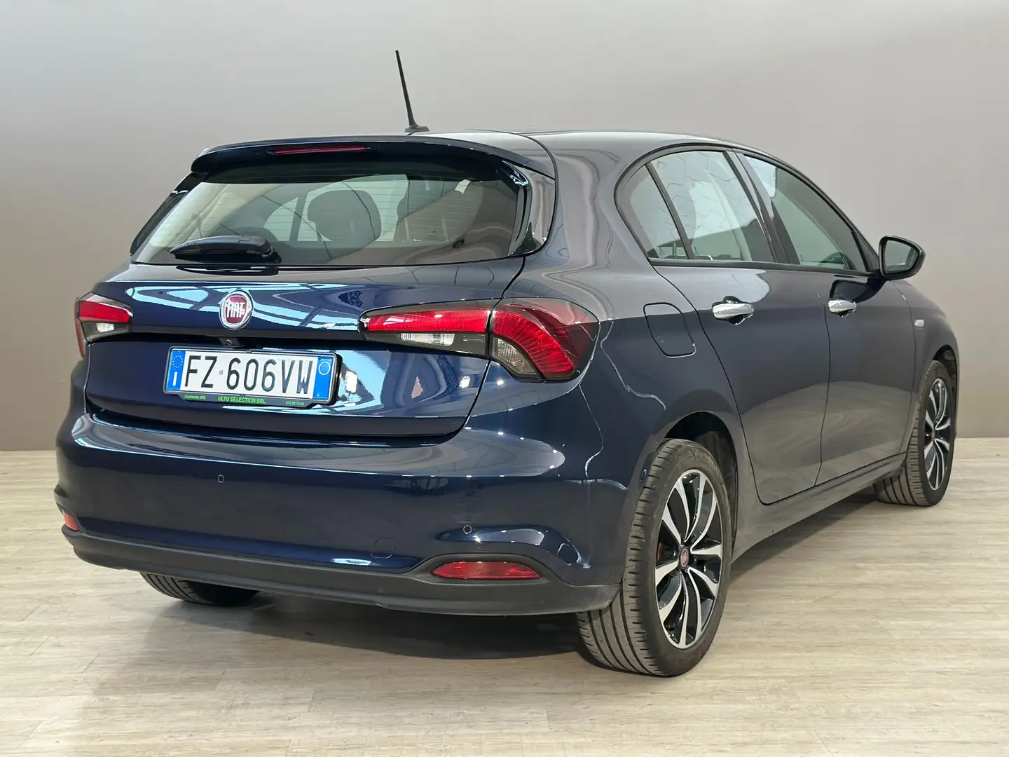 Fiat Tipo 5p 1.4 Lounge 95CV Blu/Azzurro - 2
