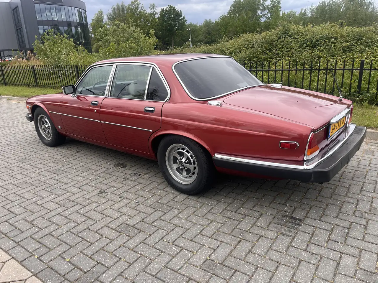 Jaguar XJ6 4.2, foto 3