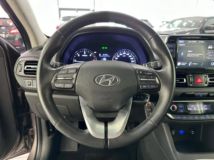 Hyundai i30 2022, foto 17