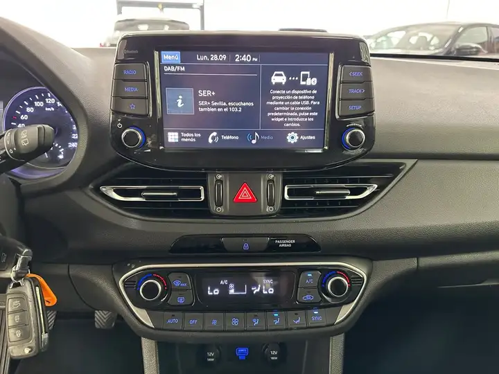 Hyundai i30 2022, foto 19