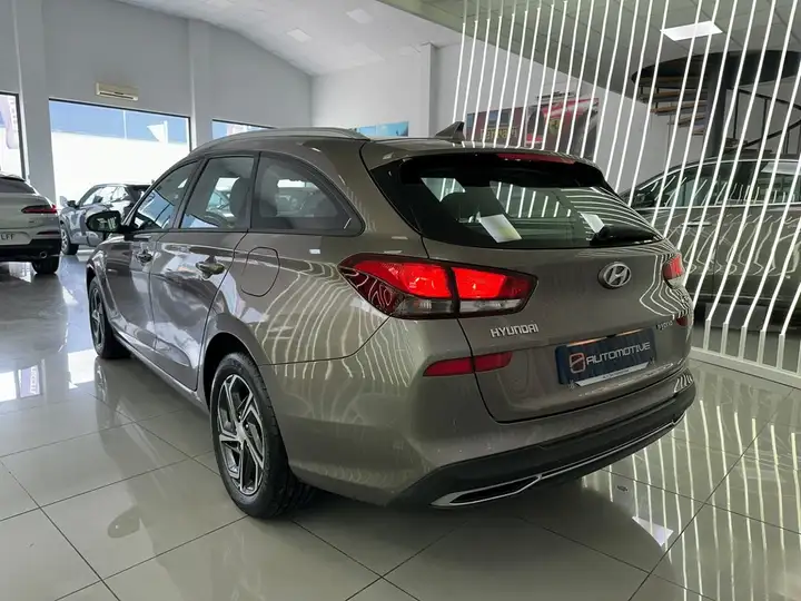 Hyundai i30 2022, foto 3