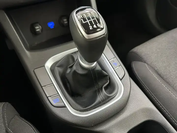 Hyundai i30 2022, foto 25
