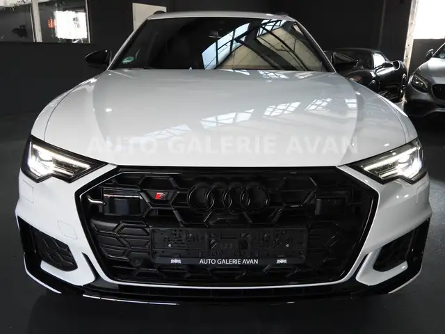 Audi S6 view 6