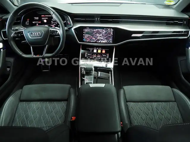 Audi S6 view 14