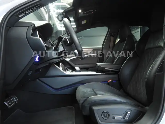 Audi S6 view 10