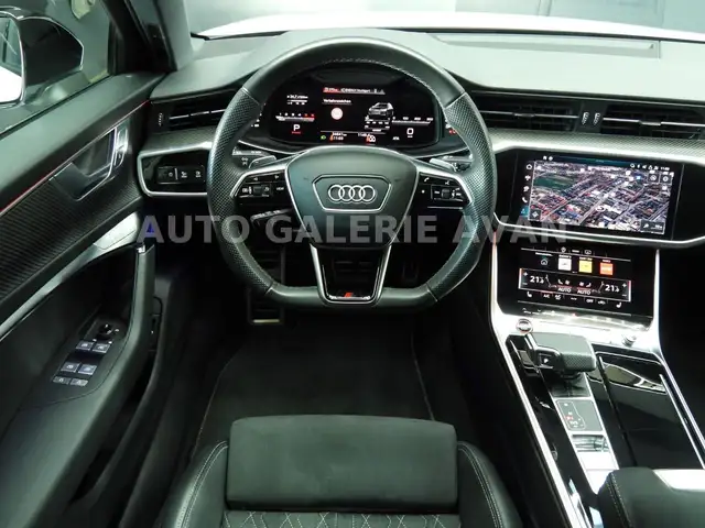 Audi S6 view 13