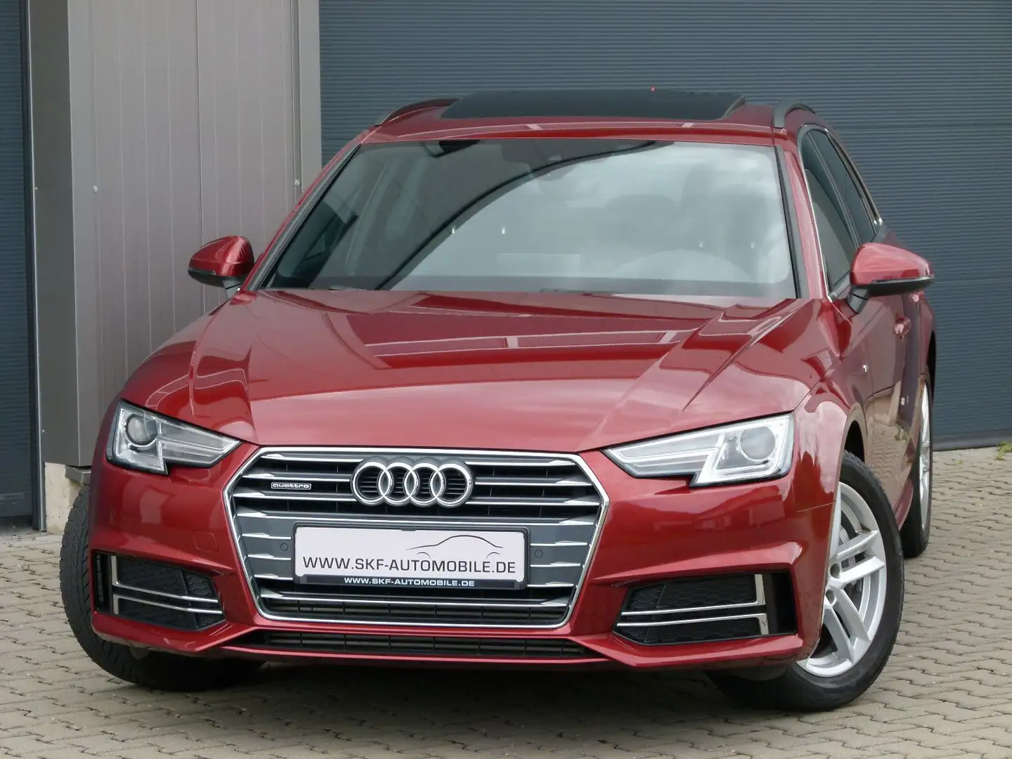 Audi A4 3,0TDI quattro sport S-Line Virtual Panorama Rot - 1