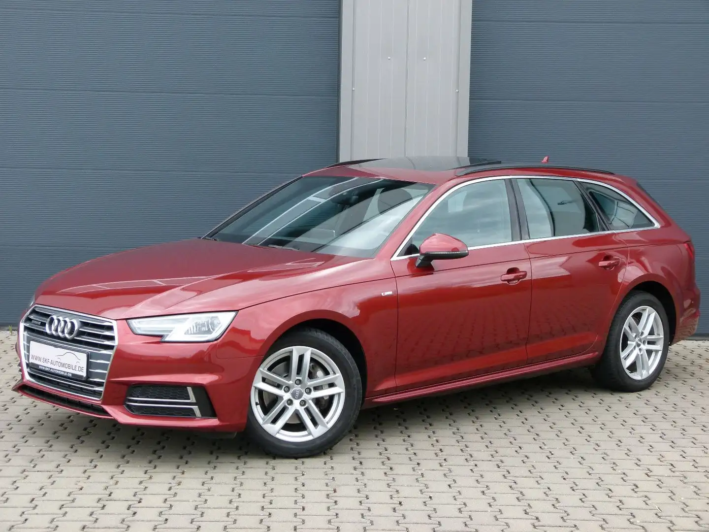 Audi A4 3,0TDI quattro sport S-Line Virtual Panorama Rot - 2