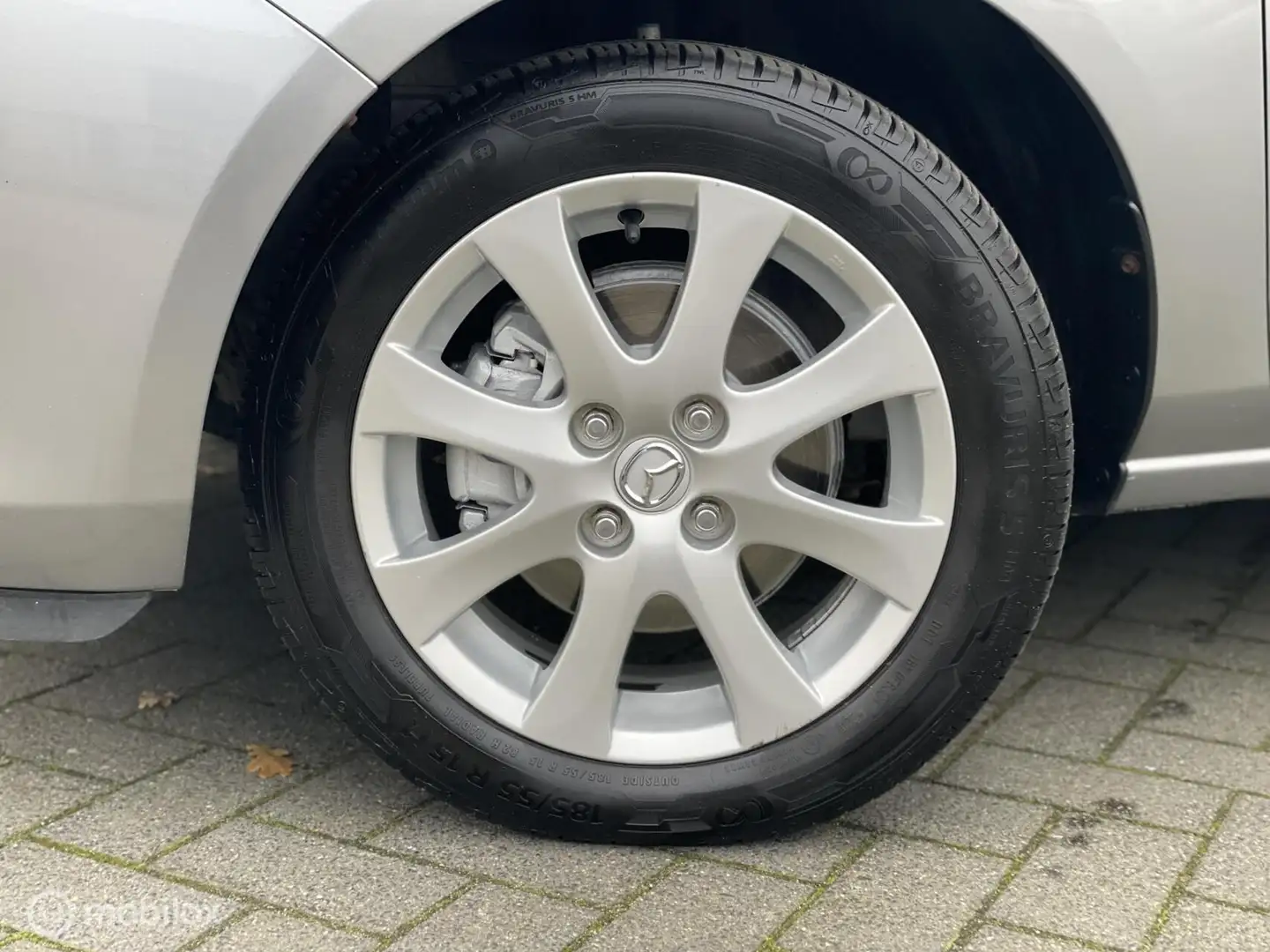 Mazda 2 1.3 TS 5DRS Airco Carplay Grijs - 2