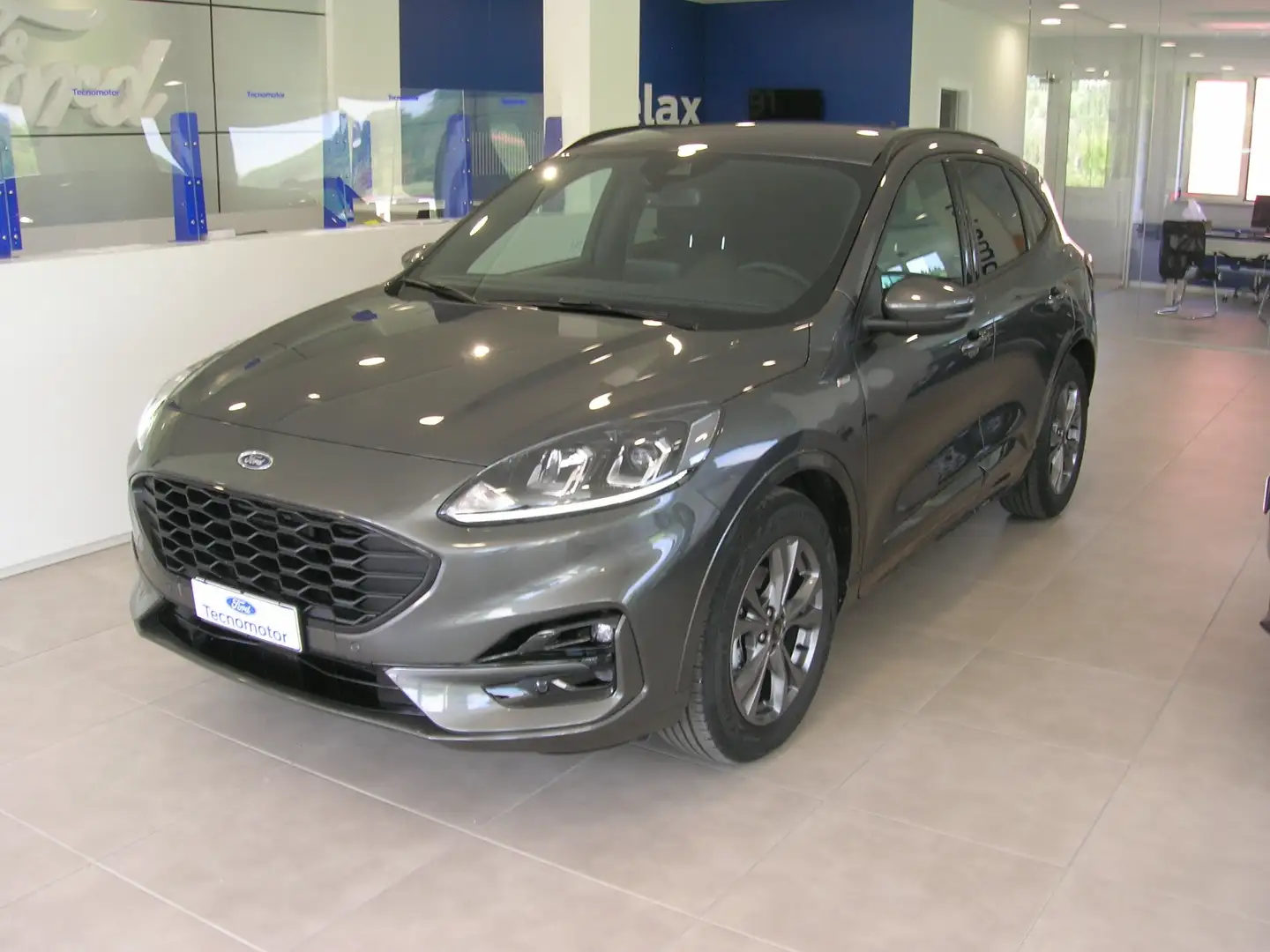 Ford Kuga ST-Line 2.0 EcoBlue 120cv Autom. 8M Gris - 2